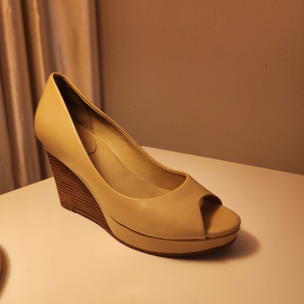 Cole Haan wedge leather shoes 8.5